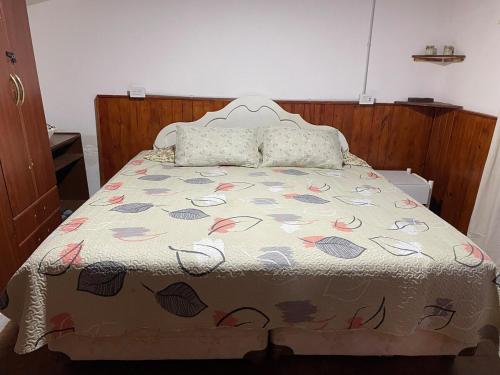 Casa Luminosa de 2 amb - con cama king - zona centro y río