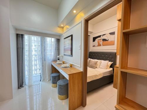 Room 1691 Shore 3 Residences infront of SM MOA by Prime Stay, Manila