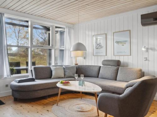 Holiday Home Julkil - 250m from the sea by Interhome in Vaeggerlose