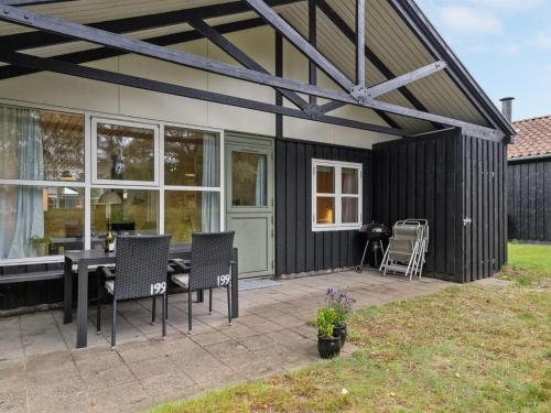 Holiday Home Julkil - 250m from the sea by Interhome in Vaeggerlose