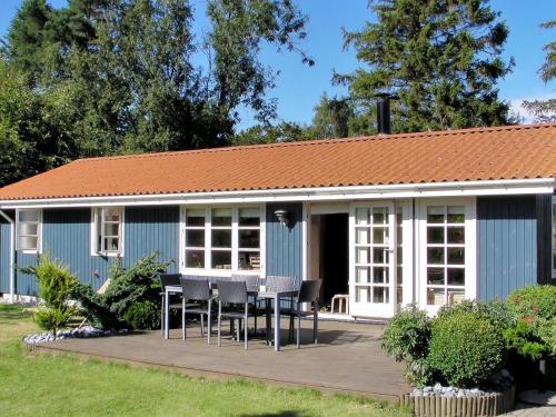 Holiday Home Nitis - 200m from the sea by Interhome – khách sạn tại Idestrup