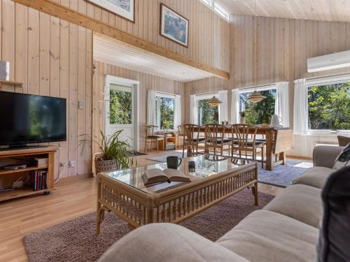 Holiday Home Rustam - 600m from the sea by Interhome in Væggerløse