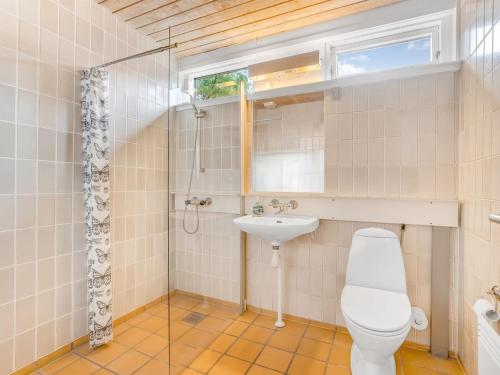 Holiday Home Hira - 300m from the sea by Interhome in Væggerløse