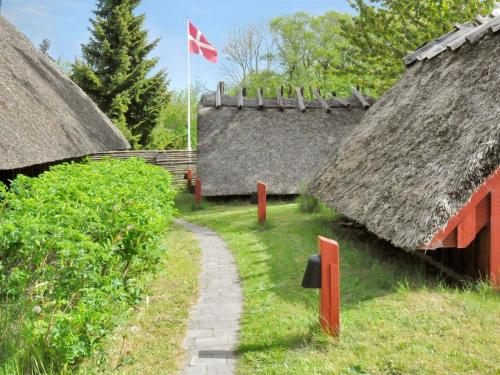  Holiday Home Kalv - 75m from the sea by Interhome in Østerby