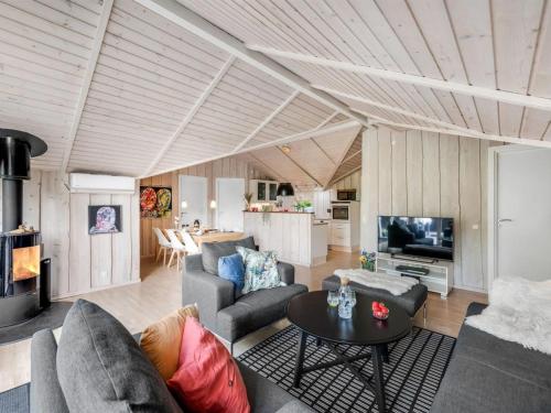  Holiday Home Impi - 1-5km from the sea by Interhome in Fanø