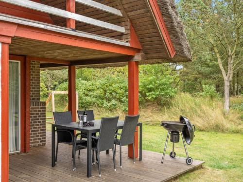 Holiday Home Tine - 2-3km from the sea by Interhome in Osterby