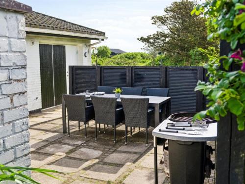 Holiday Home Kita - 500m from the sea by Interhome in Lakolk