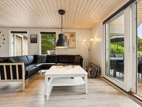 Holiday Home Sigwid - 2-7km from the sea by Interhome in Toftum