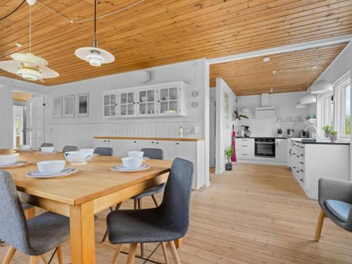 Holiday Home Taio - 500m from the sea by Interhome in Lakolk