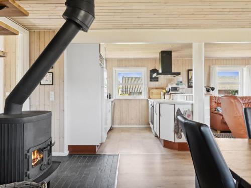 Holiday Home Andor - 500m from the sea by Interhome in Lakolk