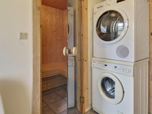 Holiday Home Volmar - 3-5km from the sea by Interhome in Tvismark