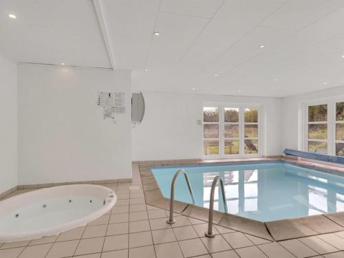 Holiday Home Henrike - 3-3km from the sea by Interhome in Toftum