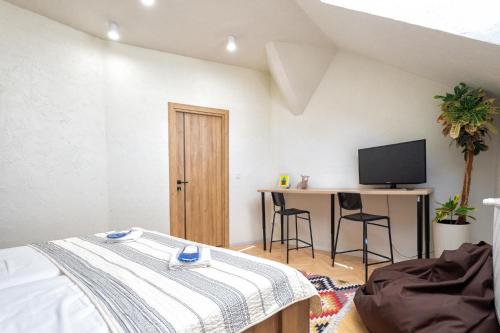 Lama Hostel in อิวาโน-ฟรานคิฟสก้า
