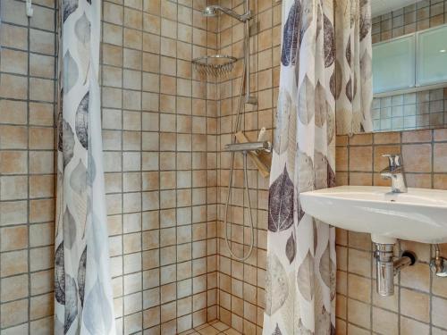  Holiday Home Lennart - 750m from the sea by Interhome in Lakolk