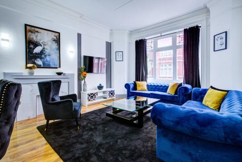 London Mansion Apartment, London