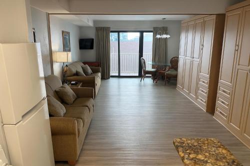 Boardwalk One by Capital Vacations - main image