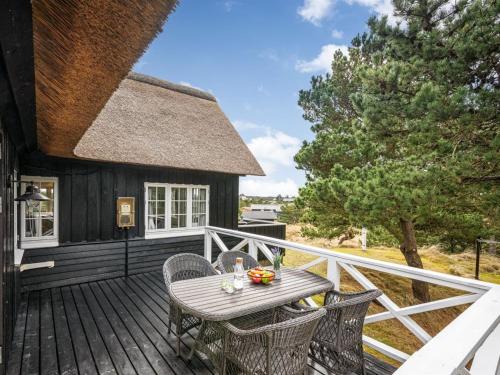 Holiday Home Erikke - 300m from the sea by Interhome in Vejers Strand