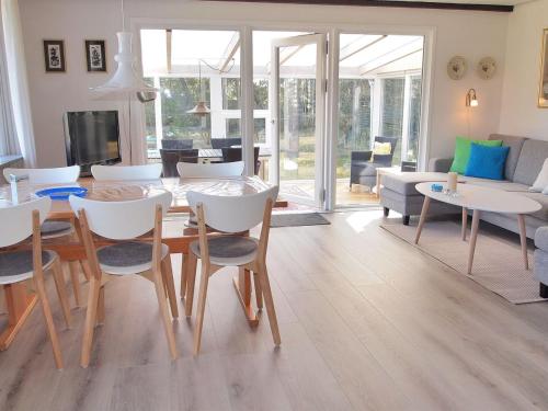 Holiday Home Dane - 500m from the sea by Interhome in Oksby