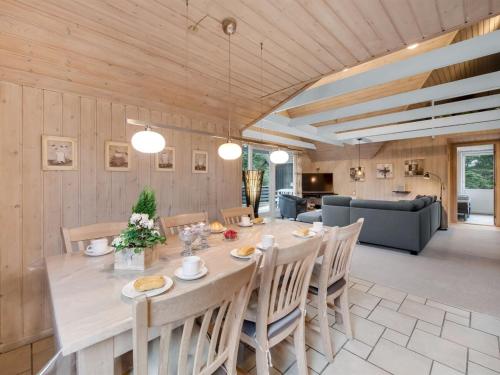 Holiday Home Patrik - 1-4km from the sea by Interhome in Vejers Strand
