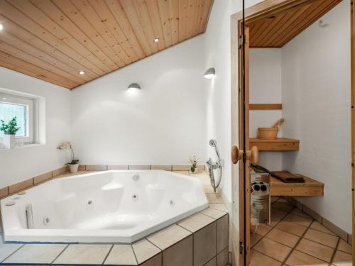 Holiday Home Tule - 1-2km from the sea by Interhome in Vejers Strand