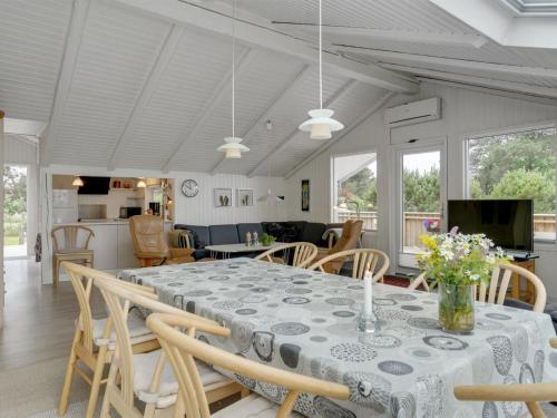Holiday Home Arlette - 1-8km from the sea by Interhome in Vejers Strand