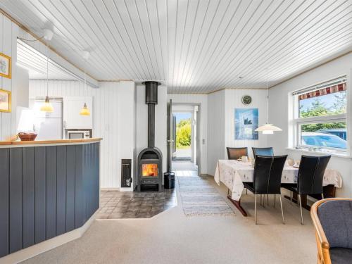 Holiday Home Skakke - 900m from the sea by Interhome in Vejers Strand
