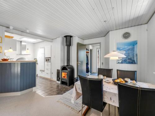Holiday Home Skakke - 900m from the sea by Interhome in Vejers Strand