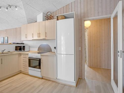 Holiday Home Omar - 1-0km from the sea by Interhome in Oksby