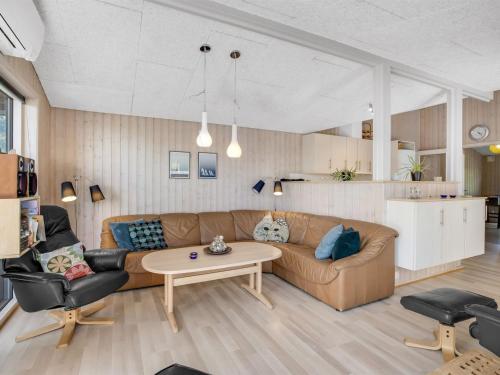 Holiday Home Omar - 1-0km from the sea by Interhome in Vejers Strand