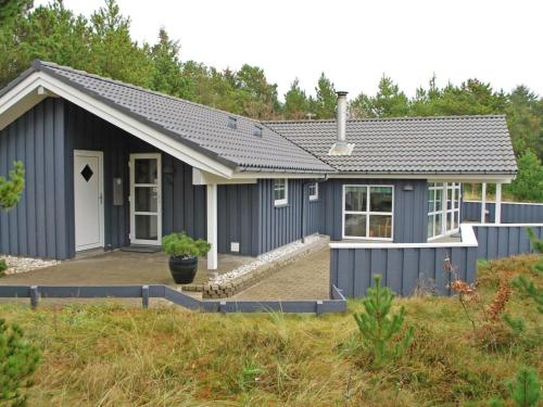 Holiday Home Guththorm - 600m from the sea by Interhome – khách sạn tại Oksby