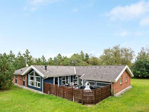  Holiday Home Elika - 900m to the fjord by Interhome in Blåvand