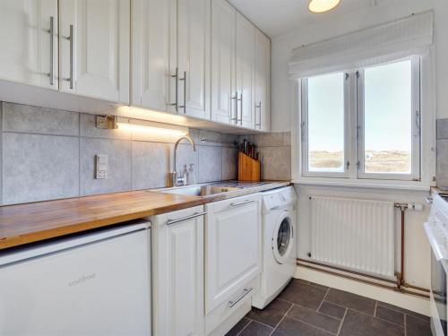 Holiday Home Meike - 300m from the sea by Interhome in Kryle