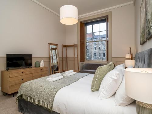 Pass the Keys Beautiful Modern Historical Flat Close to Castle, Эдинбург (фото 10)