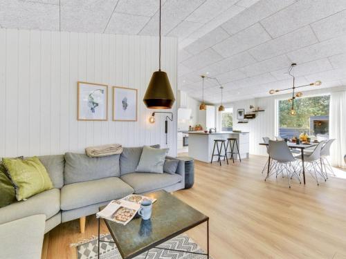 Holiday Home Lassi - 950m from the sea by Interhome in ริงโคบิง