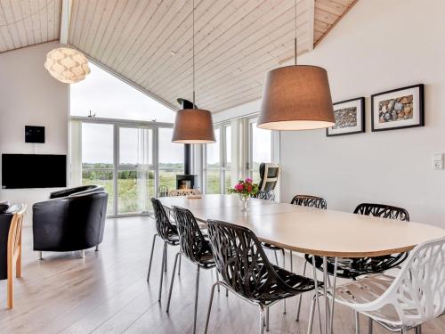 Holiday Home Luzia - 1-2km from the sea by Interhome in Kryle