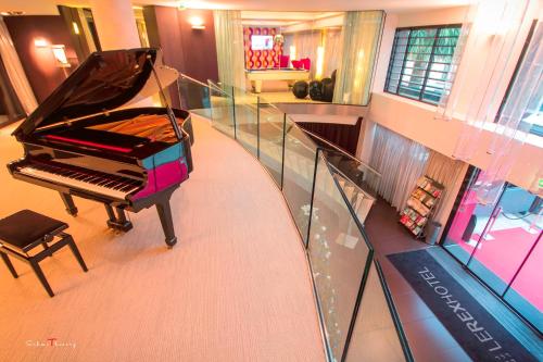 設施, 雷克斯酒店 (Le Rex Hotel) in 塔布