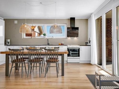 Holiday Home Stinna - from the sea by Interhome in Bjerregard