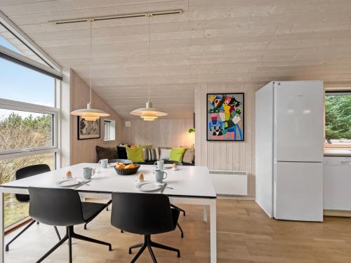 Holiday Home Helen - 500m to the fjord by Interhome in Bjerregard