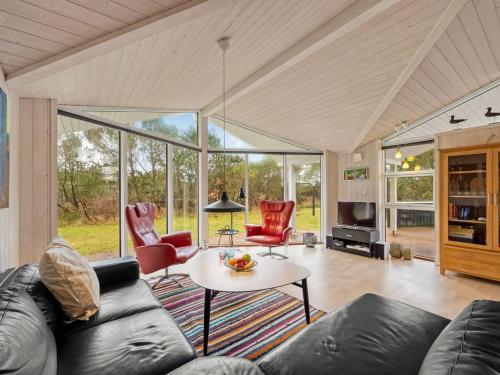 Holiday Home Helen - 500m to the fjord by Interhome in Bjerregard