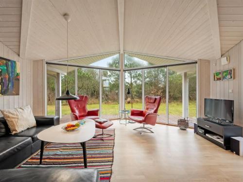 Holiday Home Helen - 500m to the fjord by Interhome in Bjerregard