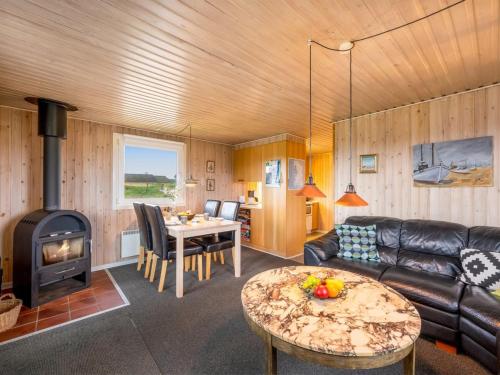 Holiday Home Lambe - from the sea by Interhome in Hvide Sande