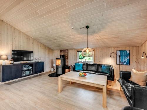 Holiday Home Everd - 500m to the fjord by Interhome in เบียร์โกร์ด