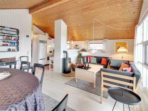 Holiday Home Olufdine - 400m from the sea by Interhome in เบียร์โกร์ด