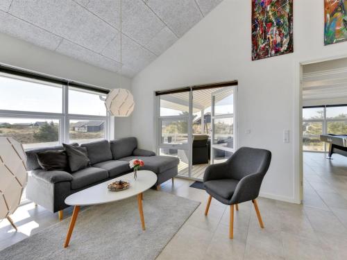 Holiday Home Karen - 900m from the sea by Interhome in Hvide Sande