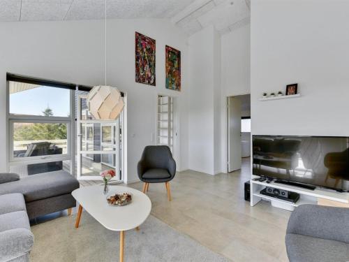 Holiday Home Karen - 900m from the sea by Interhome in Hvide Sande