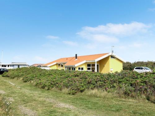 Holiday Home Suend - from the sea by Interhome, Harboør