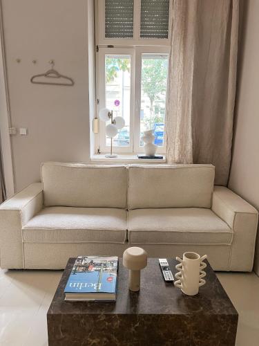 Loft-style design apartment in the heart of Berlin, Berlin (zdjęcie 7)