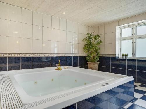 Apartment Eini - 4-5km from the sea by Interhome in Ulfborg