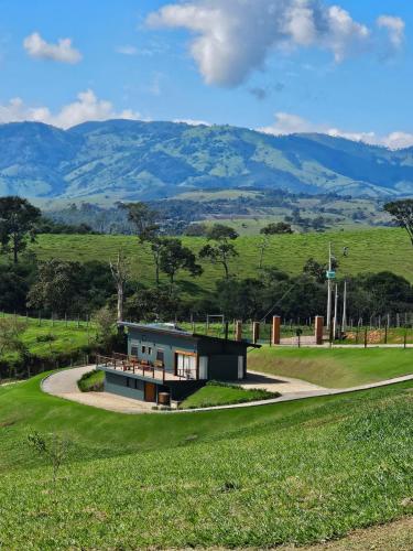 Casa de Campo em Cunha - Vila Santa Cruz Cunha - Vista Exuberante