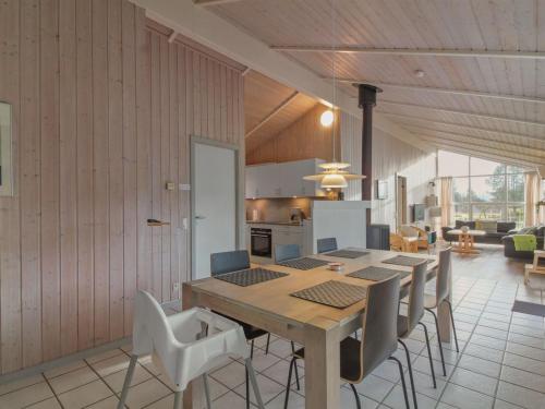 Holiday Home Panu - 600m from the sea by Interhome in Gronhoj
